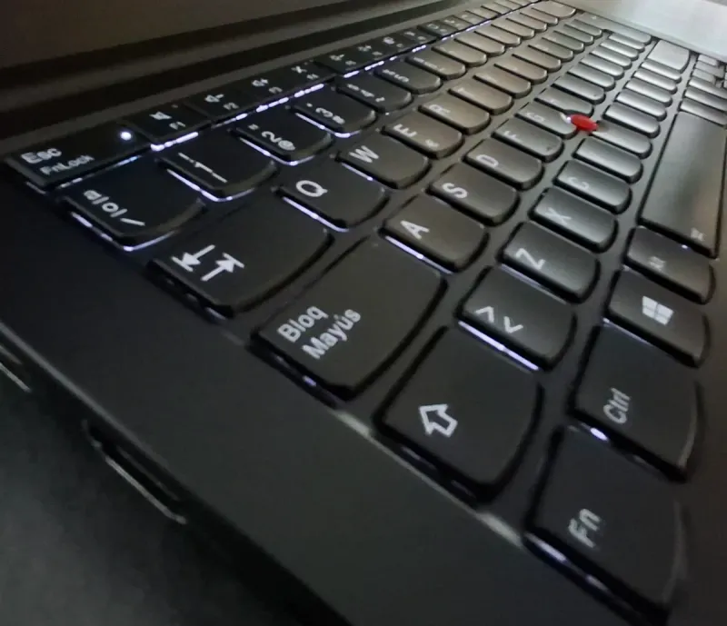 Lenovo Thinkpad E14 Ryzen 5 16GB RAM 512GB SSD afbeelding 5