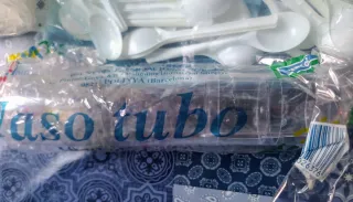 Vajilla Desechable Plástico y Papel