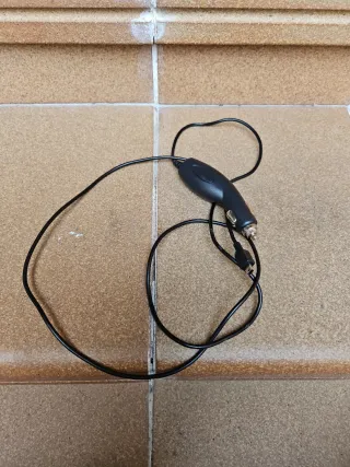 Adaptador mechero a Mini USB