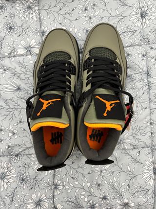 Jordan 4 Undefeated Verde Naranja