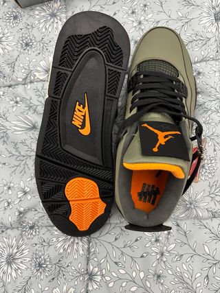 Jordan 4 Undefeated Verde Naranja
