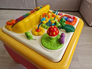 Mesa de juegos musical infantil