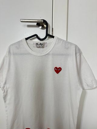 Camiseta Comme Des Garçons PLAY Corazón Talla M