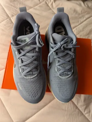 Nike Vomero 18 Azul/Gris