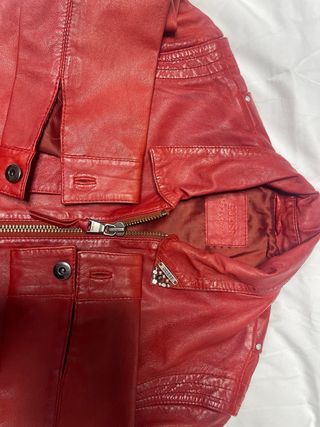 Chaqueta de cuero Guess Roja
