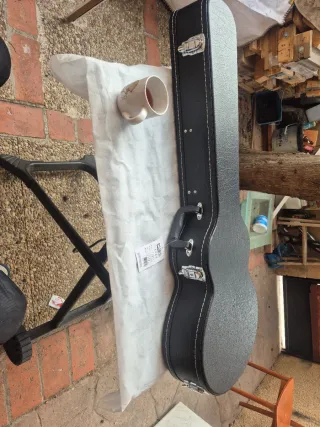 Estuche para guitarra negro