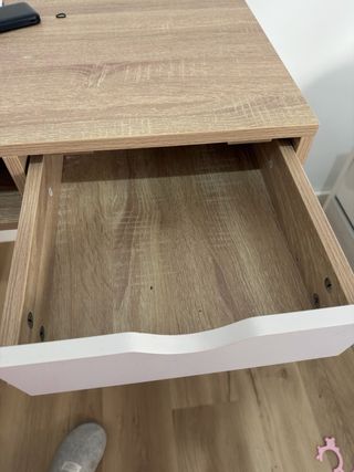 Escritorio madera y metal