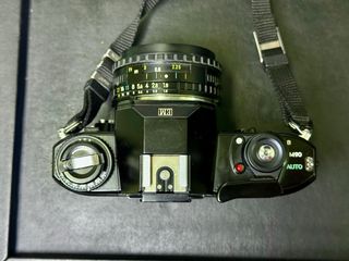 Nikon EM fotocamera reflex + 50mm f/1.8