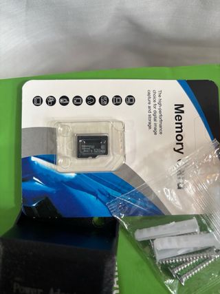 Cámara Seguridad WiFi 4K 8MP Tuya Smart Life