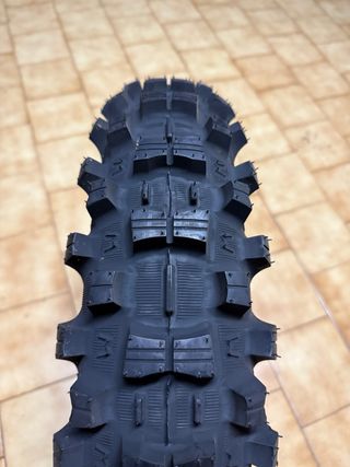 Neumático Michelin 120/80-19