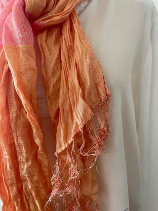 Fular viscosa coral y amarillo