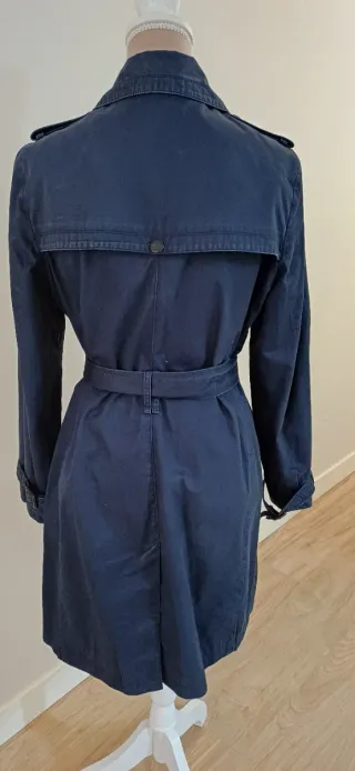Gabardina azul marino Mango