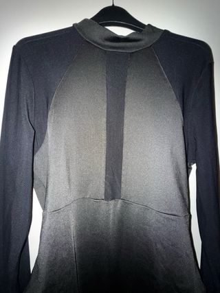 Body con aperture velate