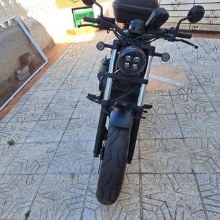 Honda CMX 500 Rebel Negra