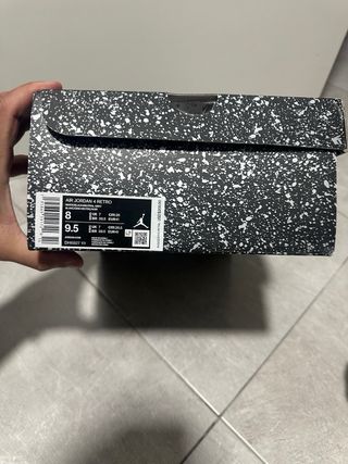 Nike Air Jordan Retro 4