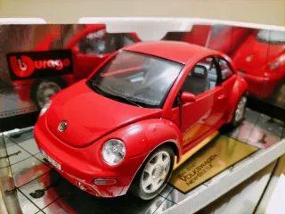 Bburago Volkswagen New Beetle 1998 1/18