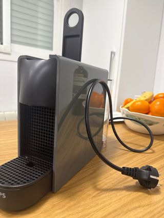 Cafetera Nespresso Krups Negra