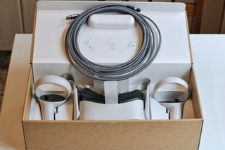 Meta Quest 2 VR Gafas, Mandos y cable de datos.