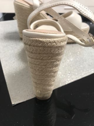 Sandalias cuña esparto beige/blanco talla 37