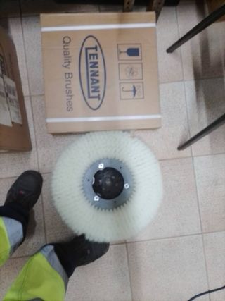 Cepillos y discos para máquina fregadora