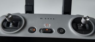 DJI RC 2 nuevo, mando con pantalla integrada.