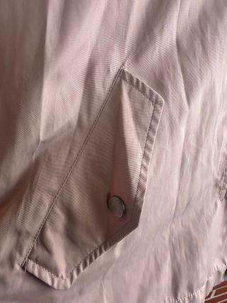 Cazadora Zara entretiempo rosa con capucha