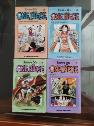 Mangas One Piece números 1, 2, 3, 4 y 5.