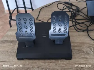 Xbox One S + Volante y Pedales