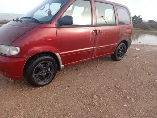 Llantas Nissan Serena