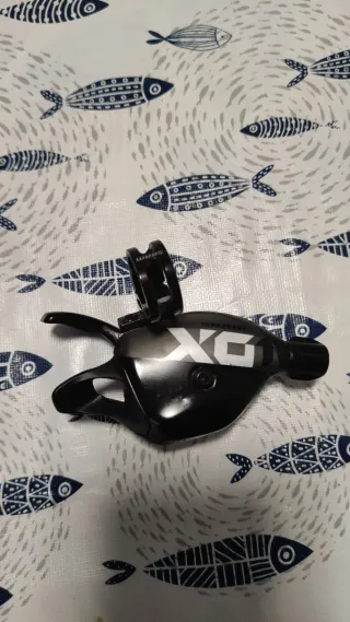 Cambio y Pulsador SRAM XO1 12V
