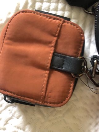 Bolso móvil Pedro del Hierro acolchado nuevo