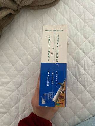 Diccionari il·lustrat valencià-castellà, castel...