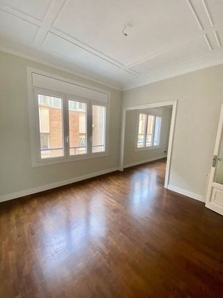 Piso en alquiler en Les Tres Torres en Barcelona