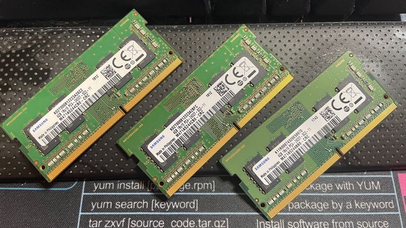Samsung DDR4 4GB SO-DIMM (3 Unidades)
