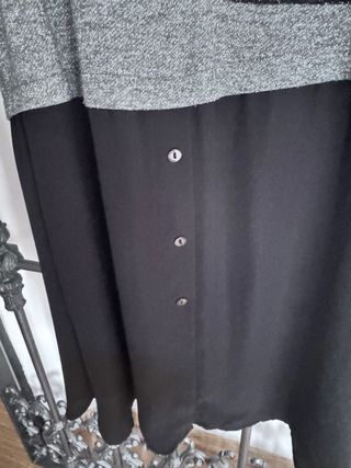 Blusa Rinascimento gris y negra con lentejuelas Ta