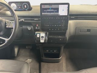 Hyundai Staria 2.2 CRDI Maxx 9S