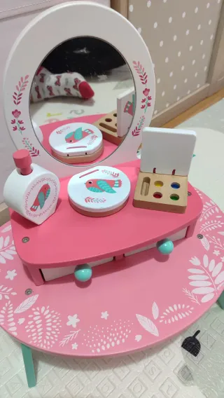 Tocador infantil de madera