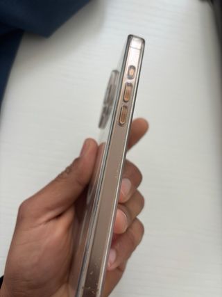 iPhone 16 Pro Max Dorado 92% Batería
