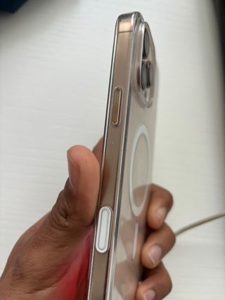 iPhone 16 Pro Max Dorado 92% Batería