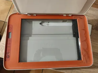 Stampante HP con Scanner Bianco e Arancione