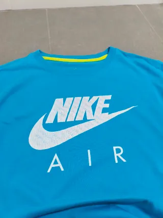 Camiseta Nike Air Azul Logo Blanco