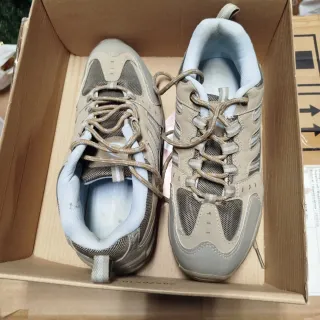 Zapatillas sport trekking beige/gris mujer