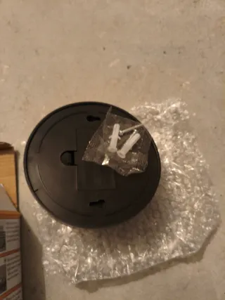 Cámara de seguridad falsa con luz