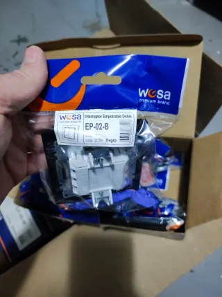 70 Interruptores Negros