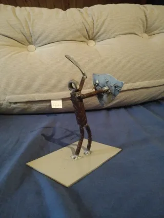 Escultura Guerrero Hierro