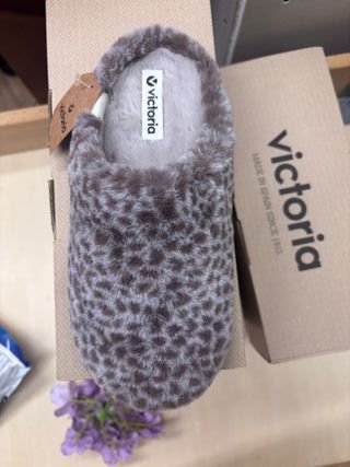 Lote 5 Zapatillas Victoria Peluche