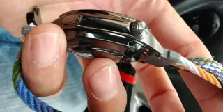 Nuevo en su caja con Reloj nuevo  incluido