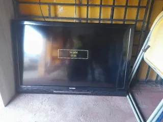 Televisor Telefunken Negro funciona perfectamente