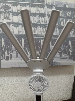 Lámpara Escritorio LED con Ventilador