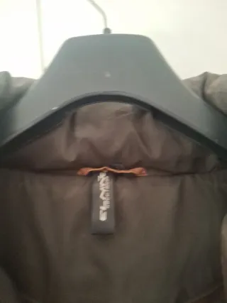 Chaqueta impermeable con capucha mujer